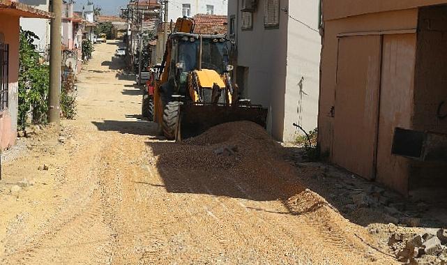 Serik'te iki mahallenin içme suyu hattı yenilendi