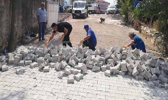 Muğla Büyükşehir Parke Kaplama Çalışmalarına Devam Ediyor