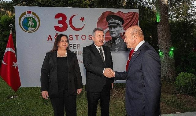 Başkan Soyer 30 Ağustos resepsiyonuna katıldı