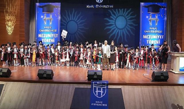 Haliç Üniversitesi Sürekli Eğitim Merkezi bünyesindeki Kids Academy başarılı bir eğitim yılını geride bıraktı