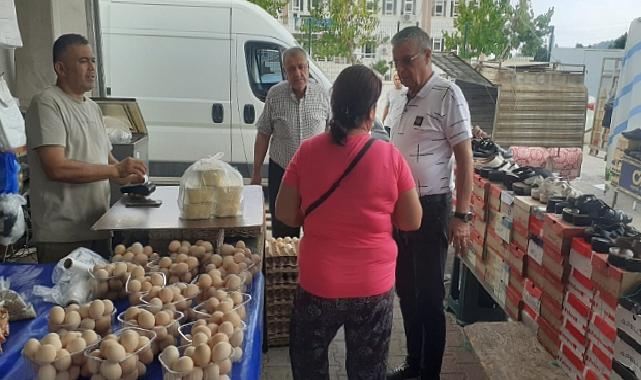 Başkan Topaloğlu'ndan pazar esnafı ziyareti