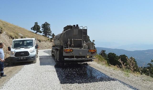 Söbüce yaylası grup yolunda asfalt çalışması