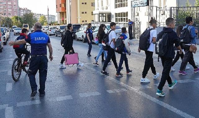 Beylikdüzü Belediyesi öğrenciler için görev başında