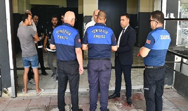 Yenişehir Belediyesi zabıtası bir iş yerinde 28 kaçak göçmen tespit etti