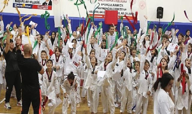 Gölcük Belediyesi Taekwando sporcuları kuşak atladı