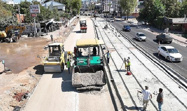 Çöken tramvay hattı onarıldı