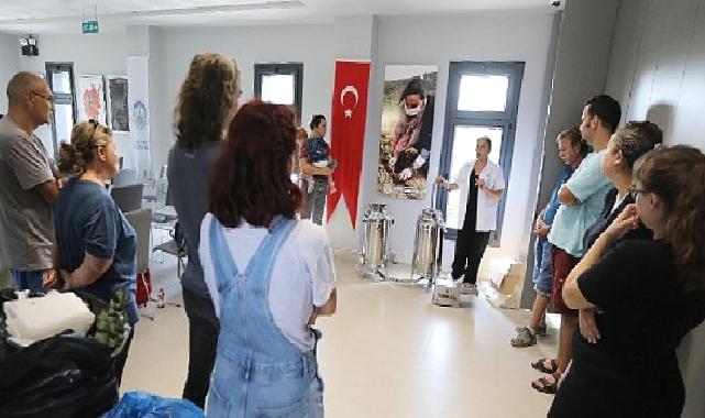 "Meslek Fabrikası Eğitimleri Efes Tarlası Yaşam Köyü'nde Devam Ediyor"