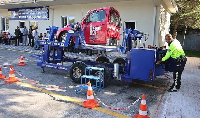 KOSKİ ve İl Emniyet Müdürlüğü iş birliğinde KOSKİ şoförlerine hizmet içi eğitim