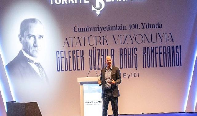 İş Bankası'nın Uluslararası Atatürk Konferansı Devam Ediyor